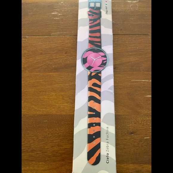 Lambretta/NWT/Cielo Zebra Fuschia/Watch - Picture 1 of 7